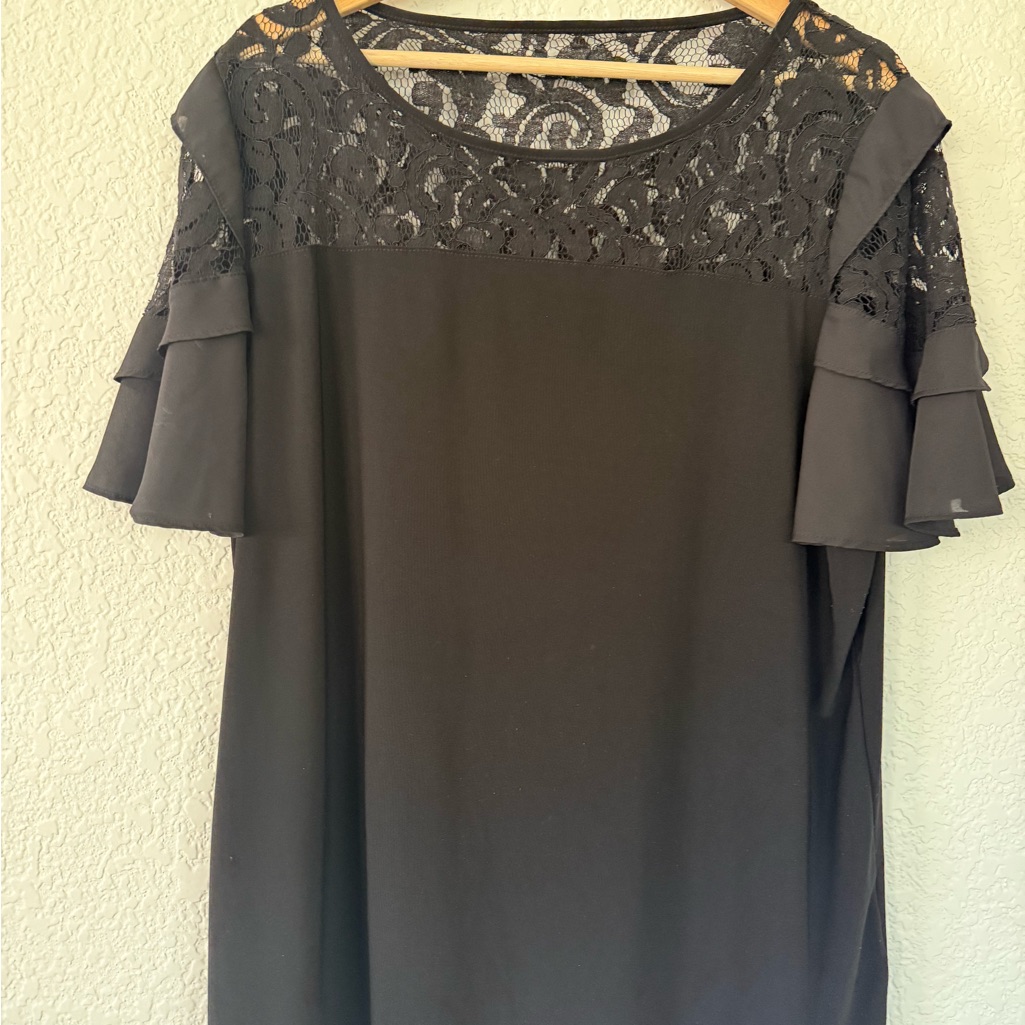 Anne Klein Black Lace Blouse With Ruffled Sleeves
